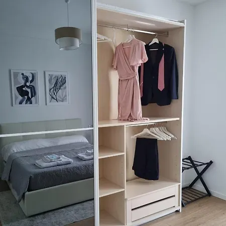 Apartment Prampolini 12 - Affittica