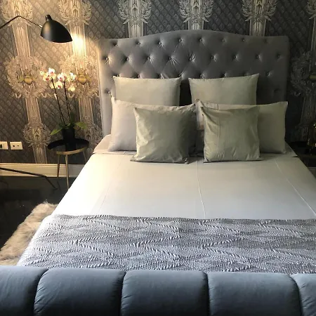 Bed & Breakfast Lippi 42 With Private Garden