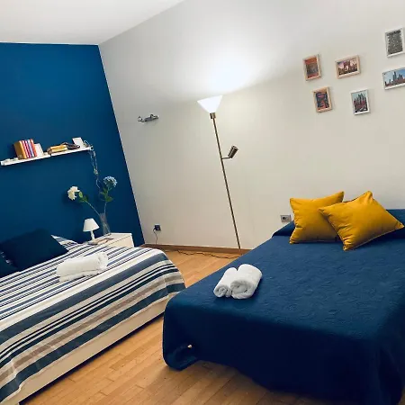 Chiara 34 - M4 Metro Blu Apartamento