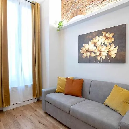 Rent - Duomo Brera - Elegant In Design District דירה מילאנו