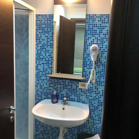 Villa Camilla Milano Metro 4 Milaan