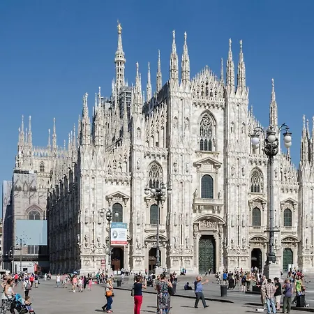 Ampio A 5 Minuti Dal Duomo!