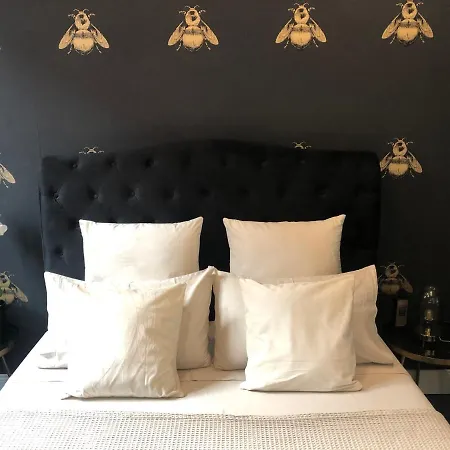 Bed & Breakfast Lippi 42 With Private Garden Milan