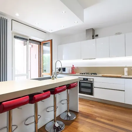 San Siro Stadium Luxury Apartment