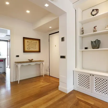 San Siro Stadium Luxury Апартаменты