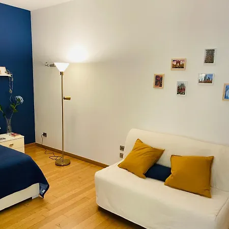 Apartment Chiara 34 - M4 Metro Blu *