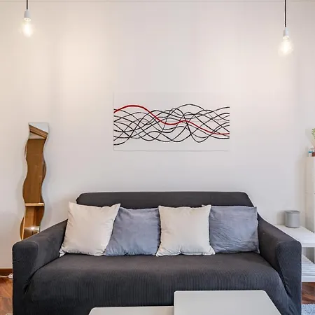 Apartment Easylife - Colorful In Porta Venezia District Milan
