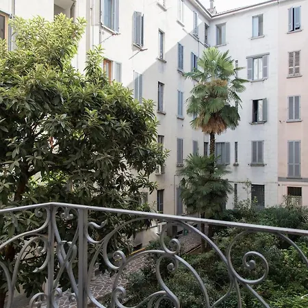 Youhosty - Farneti 1 * ミラノ