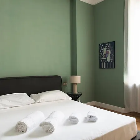 Youhosty - Farneti 1 * ミラノ