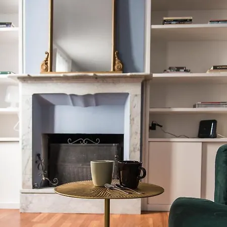 Youhosty - Farneti 1 *