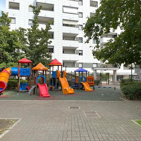 Sulla Metro 3 Gialla Maciachini Apartman