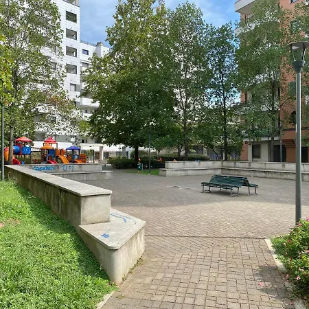 Apartman Sulla Metro 3 Gialla Maciachini *