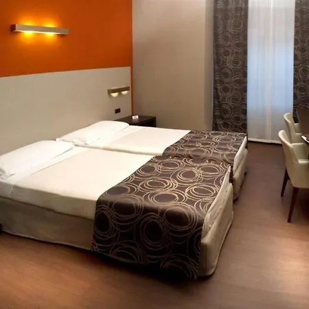 Soperga Hotel 3*