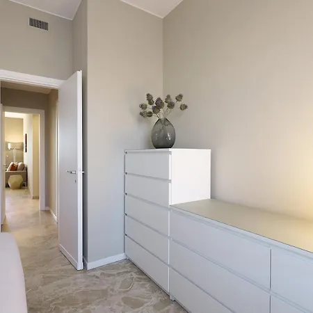 Contempora - Elvezia Park - 1bed, 1bath Overlooking The Park - E51