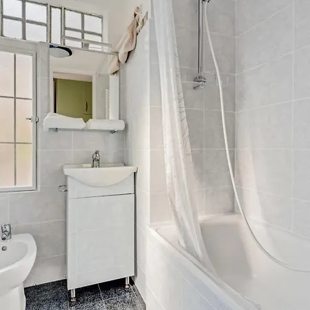 Apartment Mo1 - Wonderful With Terrace - *