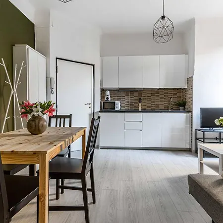 Joivy Cosy 1-bed Flat In Navigli Milan