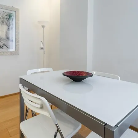 Apartment Italianway - Agnesi 15 *