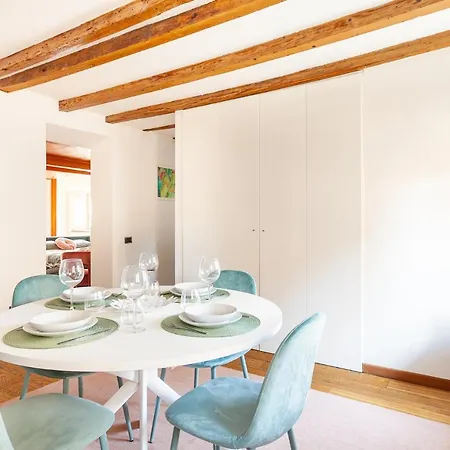 New Apt. Historical Center - Monforte 18 Daire *