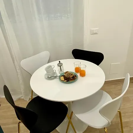 Stresa Centrale 3pax Wifi Appartamento *