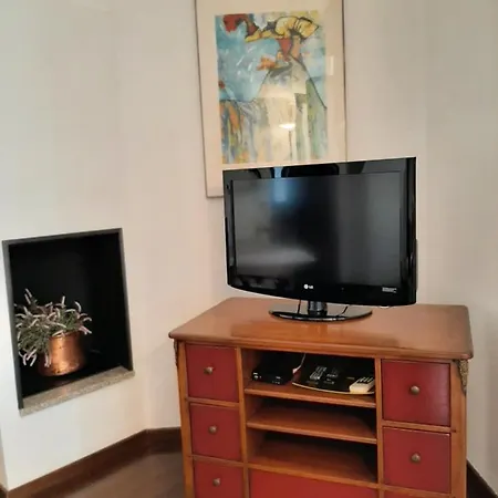 App Elegante Con Terrazzo Zona Centrale X 4 Persone