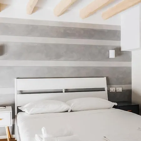 Awesome Loft In The Center Of Milan