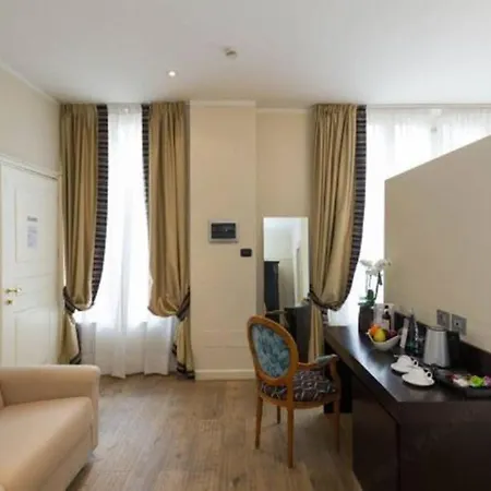 מלון Townhouse 33 מילאנו