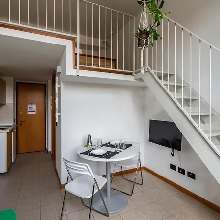 Central Studio Apts Milano-corso Magenta Apartman *
