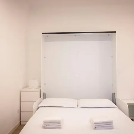 Loft Moderno In Porta Venezia Apartman