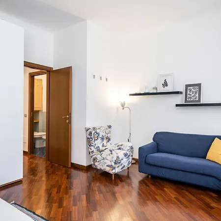 Apartment Easylife - Colorful In Porta Venezia District Milan