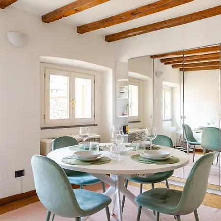 New Apt. Historical Center - Monforte 18