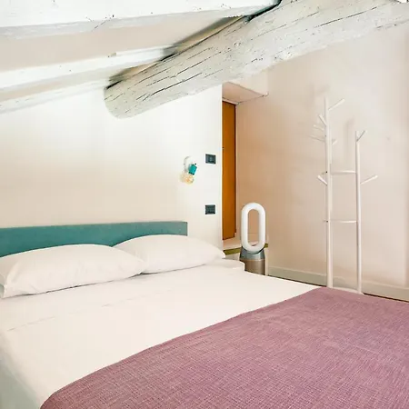 Daire New Apt. Historical Center - Monforte 18 *