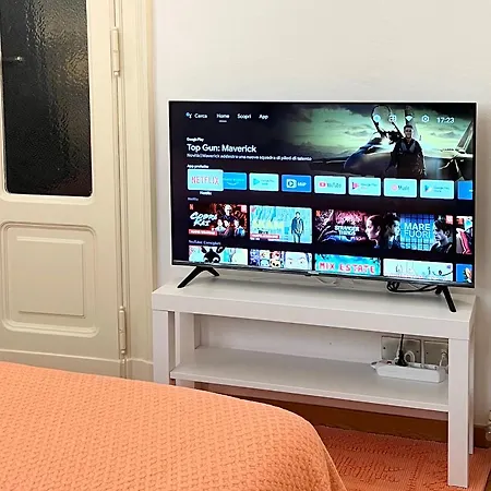 Design Ampio E Luminoso Milán