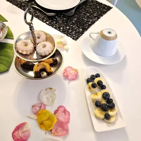 Bed and Breakfast Experience Design Bed&show 2*