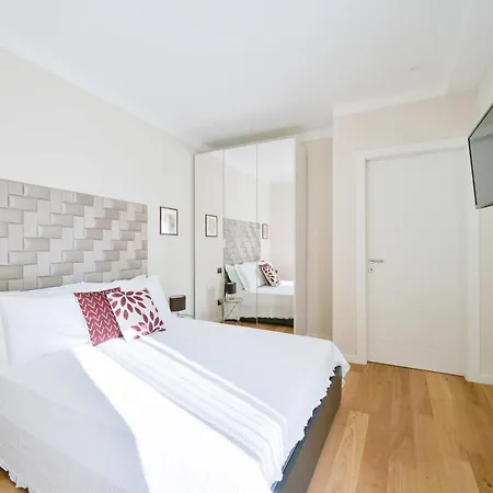 Apartamento Porta 92 Romana