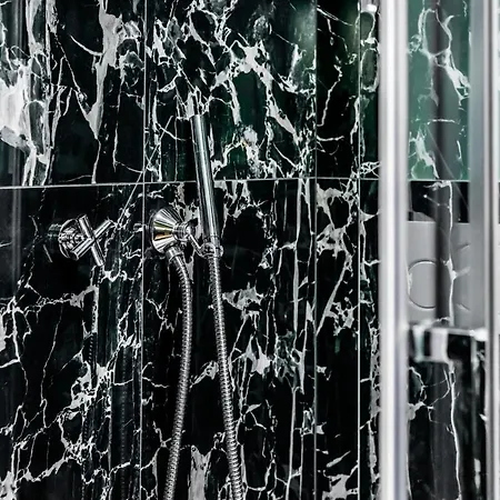 Dh Castello Affittacamere 4*