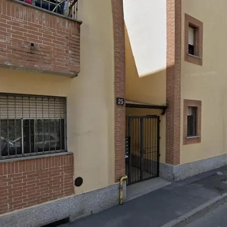 Appartamento Domusmi Fracastoro 25 *
