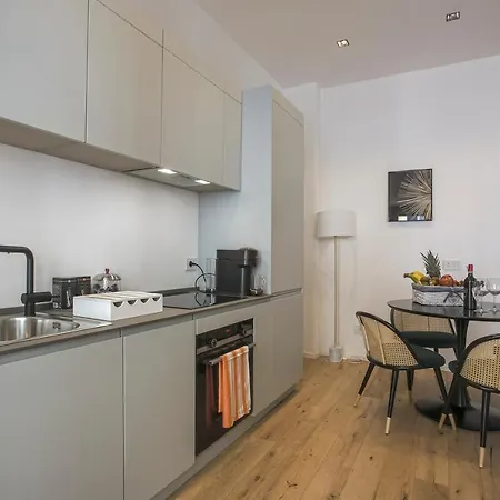 Chic Luxury Apartments-hosted By Sweetstay