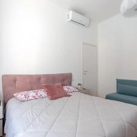 Design Premium In Center - Homeunity