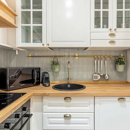 Hostmate - - Corso Di Porta Ticinese Apartamento *