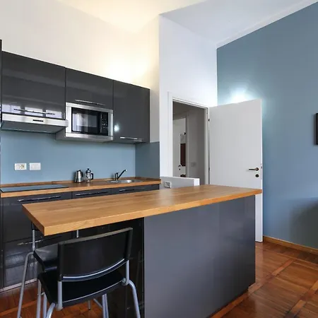 Apartment Contempora - Spacious One Bedroom For 4 - Dateo - Susa