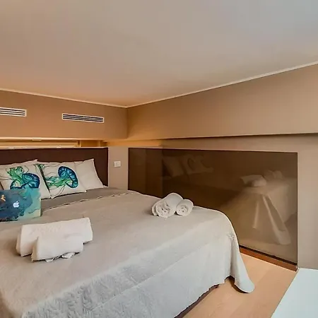 דירה Joivy Sophisticated 2 Bedroom Loft For 4 מילאנו