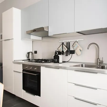 Apartment Youhosty - Giovanni Da Palestrina 10 Mailand