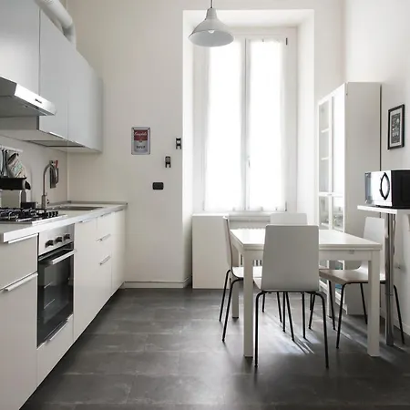 Apartment Youhosty - Giovanni Da Palestrina 10 *