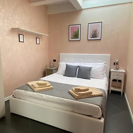 Apartament Casamartanavigli Mediolan