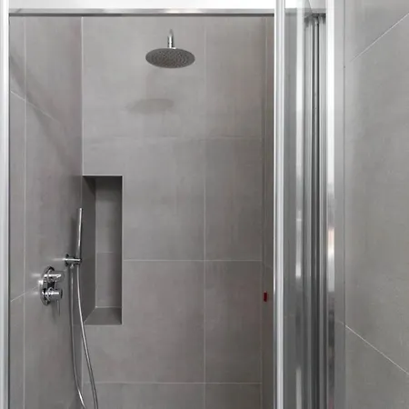 Italianway - Commenda 35 * Milan
