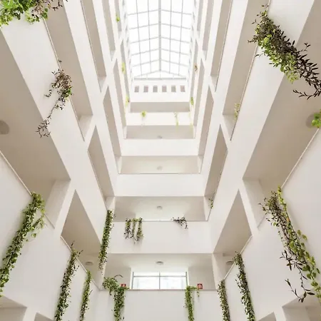 Luminoso Attico Con Garage Gratis Vicino Al Duomo E Allo Ieo * 밀라노