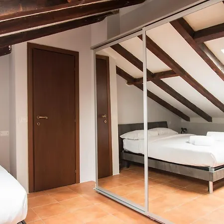 Youhosty - Venini 59