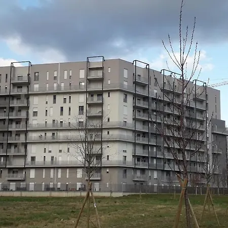 Skyline Fiera Apartment Milan