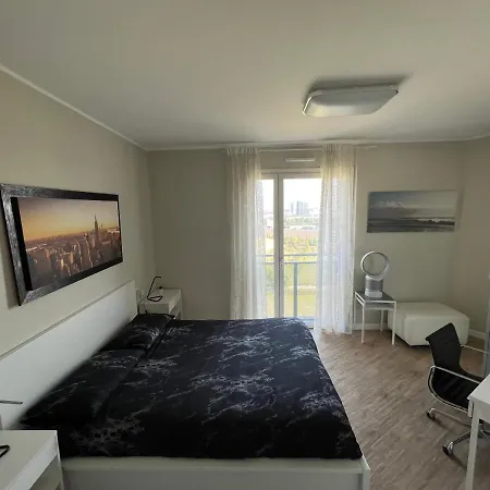 Apartment Skyline Fiera