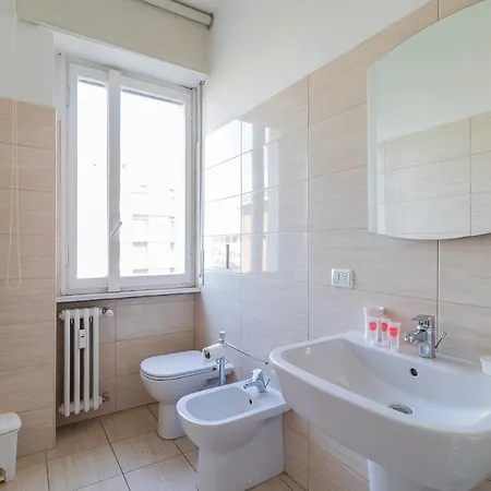 Joivy Trendy Flat With Balcony Milano